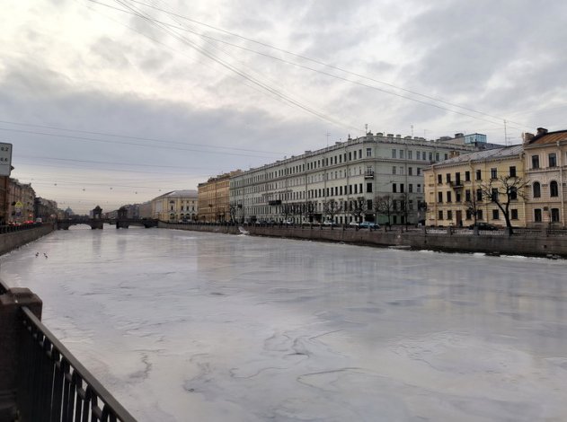 Сухогруз оторвался от причала и самостоятельно движется по Неве - «Новости Дня»