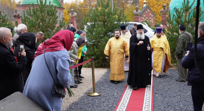 В деревне путешественника Фёдора Конюхова состоялось освящение храма