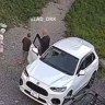 Во Владивостоке агрессивный подросток накинулся с камнем на школьниц