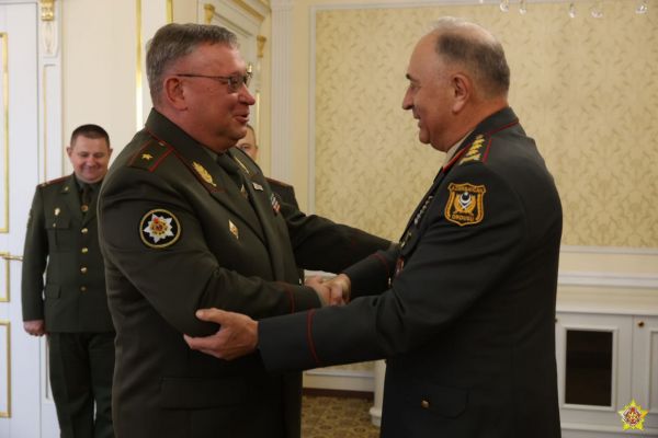 Начало хорошей дружбы: Баку и Минск обсудили расширение военного сотрудничества