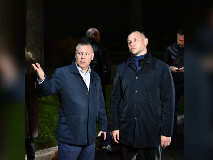 В центре Ярославля очистят от проводов Красную площадь и улицу Свободы В центре Ярославля очистят от проводов Красную площадь и улицу Свободы