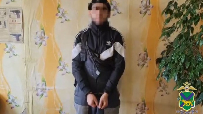 В Приморье мигранты ограбили предпринимателя и попытались покинуть Россию