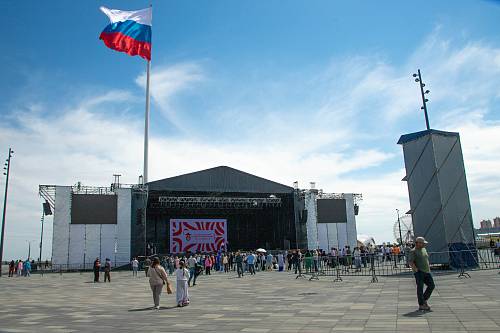 В июле в Приамурье стартует XVI Российско-китайская ярмарка культуры и искусства В июле в Приамурье стартует XVI Российско-китайская ярмарка культуры и искусства