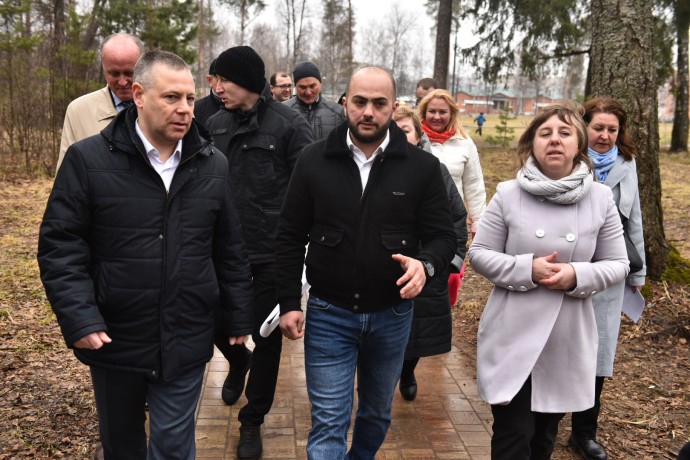 Михаил Евраев поддержал инициативы жителей Ярославского округа