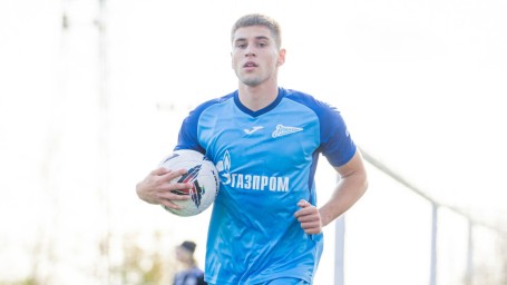 Саусь: "Дзюба поддушивал молодых футболистов в "Зените"