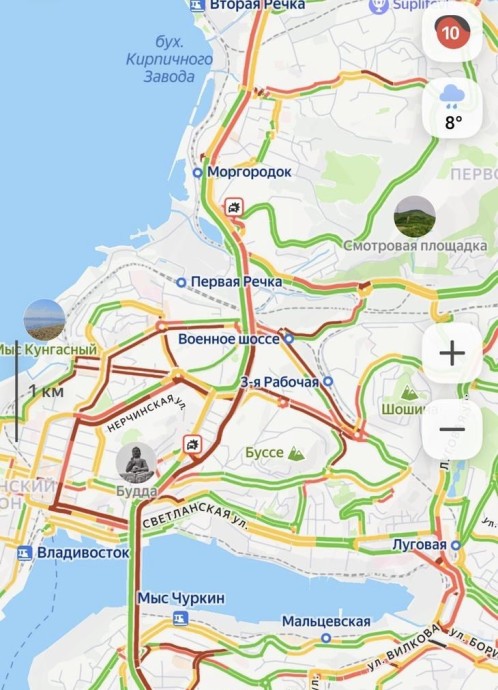 Пятничный коллапс: Владивосток встал в пробках на 10 баллов