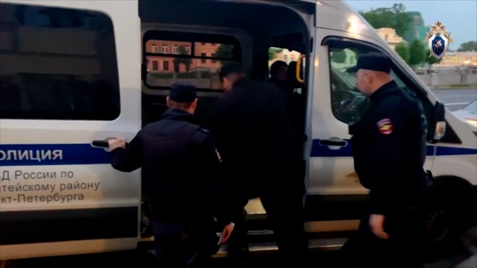 Суд отправил в «Кресты» иностранца, который ударил ножом в живот свою беременную подругу