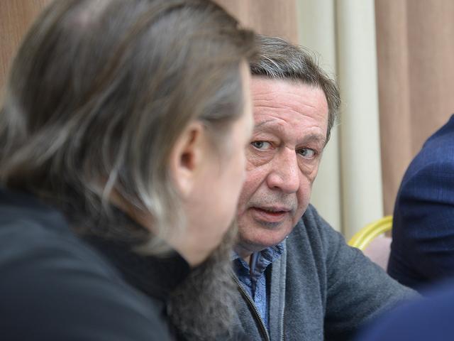 Суд в Белгородской области освободил Михаила Ефремова из колонии