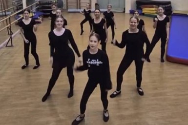 Благовещенцы повторили тренды с выступлений Татьяны Булановой и Олега Газманова