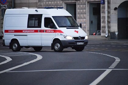 Российские студенты поели мяса в столовой колледжа и массово отравились