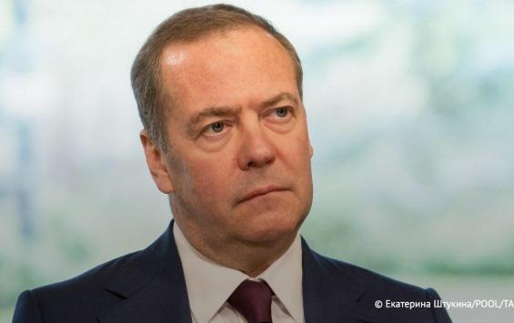 Медведев: голосование курян стало актом гражданского мужества