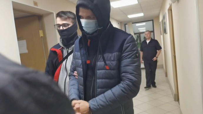 Водитель «Роллс-Ройса», наехавший на 35-летнего байкера, предстанет перед судом в Петербурге