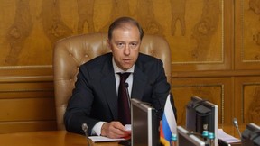 Денис Мантуров провёл совещание с предприятиями ОПК