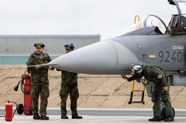 В США назвали идеальный истребитель для Украины