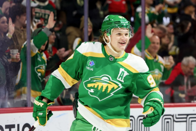 Владелец "Миннесоты" высказался о подписании нового контракта с Капризовым Владелец "Миннесоты" высказался о подписании нового контракта с Капризовым