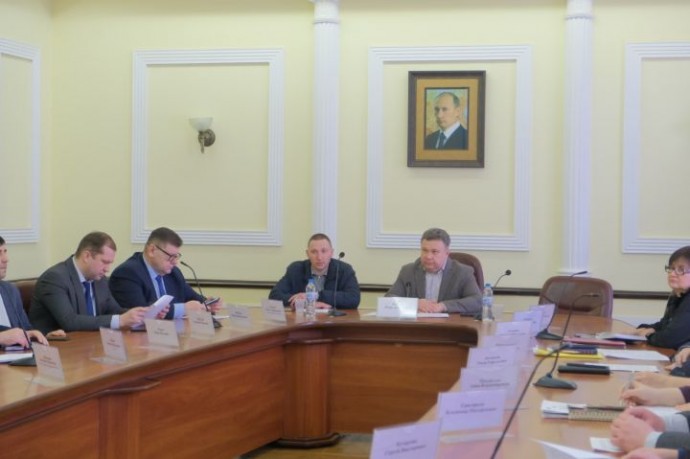 В Астрахани обсудили проблемы борьбы с коррупцией