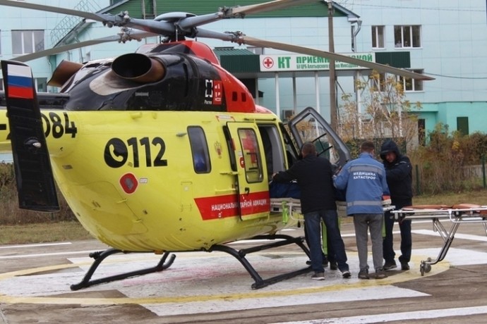 Санавиация доставила из Алатыря в Чебоксары пациентку с переломом позвоночника Санавиация доставила из Алатыря в Чебоксары пациентку с переломом позвоночника