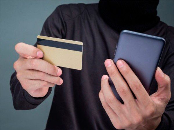 Пользователи МАХ смогут переводить деньги через Систему быстрых платежей