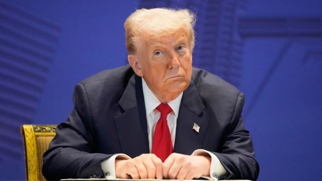 Трамп провел переговоры с лидерами иракских курдов Трамп провел переговоры с лидерами иракских курдов