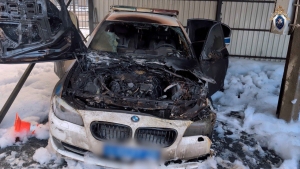 В Санкт-Петербурге возбуждено уголовное дело в отношении несовершеннолетнего, подозреваемого в поджоге автомобиля В Санкт-Петербурге возбуждено уголовное дело в отношении несовершеннолетнего, подозреваемого в поджоге автомобиля