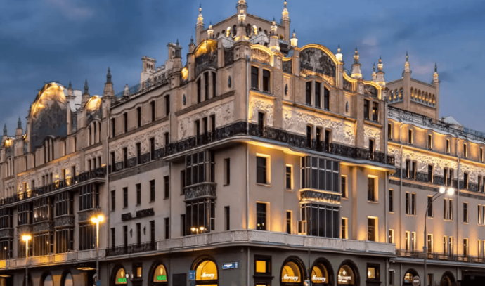 Заселиться в гостиницу в 2026 году можно будет с помощью мессенджера Max или приложения «Госуслуги»