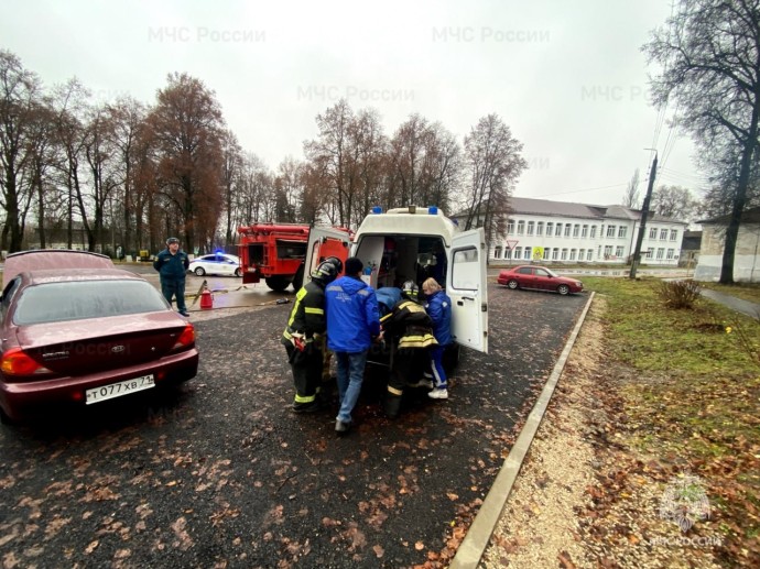 Спасатели Суворовского района провели учения по ликвидации последствий ДТП