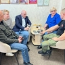 Помощь военнослужащим и их семьям, а также поддержку волонтёрских объединений депутат ЗС Лариса Егорова обсудила с общественниками
