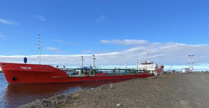 «Саханефтегазсбыт» отгрузил весь запланированный объем в арктические районы Якутии «Саханефтегазсбыт» отгрузил весь запланированный объем в арктические районы Якутии