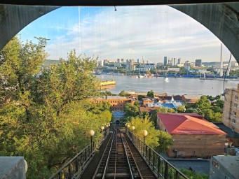 Президент России подписал поручения для цифрового развития Дальнего Востока