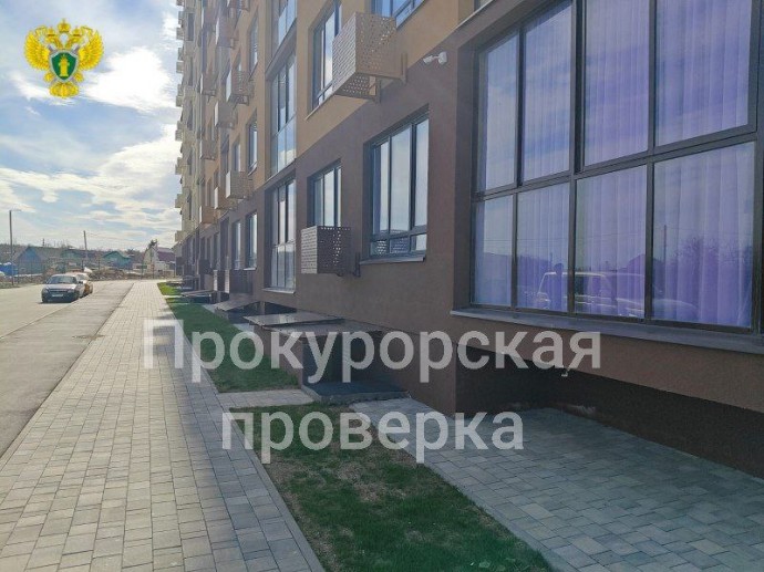 Оставленный без присмотра годовалый ребёнок выпал из окна в ЖК “Притяжение”