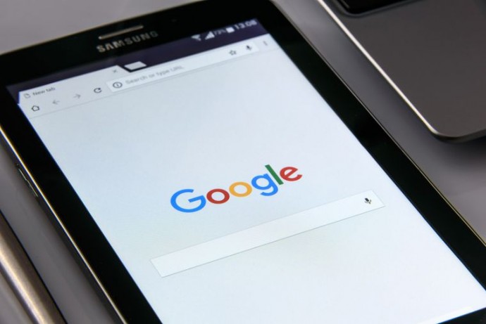 Обвинение в США настояло на содержании под стражей подозреваемого во взломе AT&T из-за его запросов в Google
