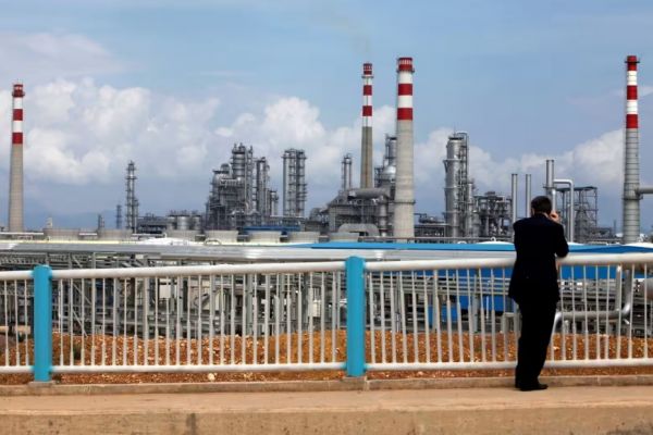 Иранская и российская нефть схватились за китайских «чайников» Иранская и российская нефть схватились за китайских «чайников»
