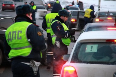 «С сегодняшнего дня»: ГИБДД будет массово забирать авто у водителей