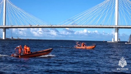 От Сахалина до Дагестана: в Петербурге прошел XVIII Всероссийский чемпионат по водно-моторному спорту среди команд ГИМС МЧС