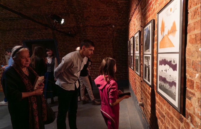 В Боярских палатах Союза театральных деятелей открылась выставка «Пейзаж в поэзии Бориса Пастернака»