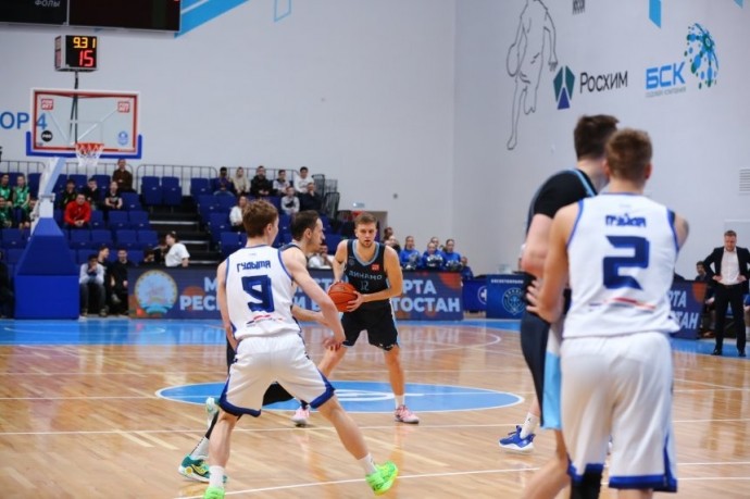 Уфимское «Динамо» выиграло в матче с челябинцами 75:51