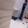 Полуголый турист разгромил больницу на Бали и попал на видео