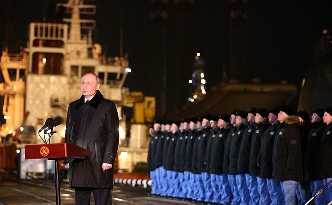 Спуск на воду атомного подводного крейсера «Пермь»