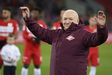 Трибуну «А» стадиона «Спартак» назовут в честь бомбардира Никиты Симоняна