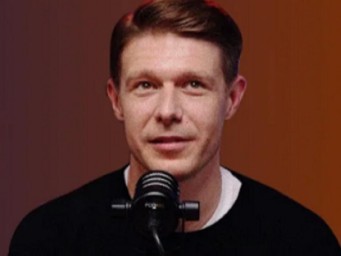 Личная жизнь под вопросом: почему Никита Ефремов перестал появляться с возлюбленной на публике
