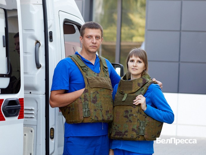 «Просто нам очень повезло». Шебекинских медиков отметили медалями «За спасение погибавших»