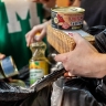 Жителям Краснояружского района выдали более 1 000 продуктовых наборов
