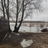 В Башкирии растет уровень реки, вода подходит к домам