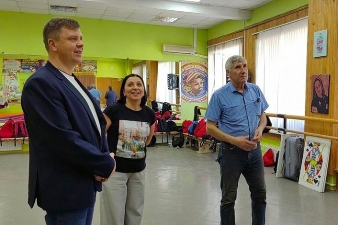 Рославльский Дом культуры обновляется благодаря федеральному проекту «Единой России»