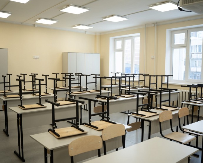 В школе Хангаласского района 19 классов ушли на карантин по ОРВИ и гриппу В школе Хангаласского района 19 классов ушли на карантин по ОРВИ и гриппу