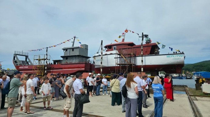 Ливадийский завод построил самоходный плашкоут для перевозок Дунай – Путятин Ливадийский завод построил самоходный плашкоут для перевозок Дунай – Путятин