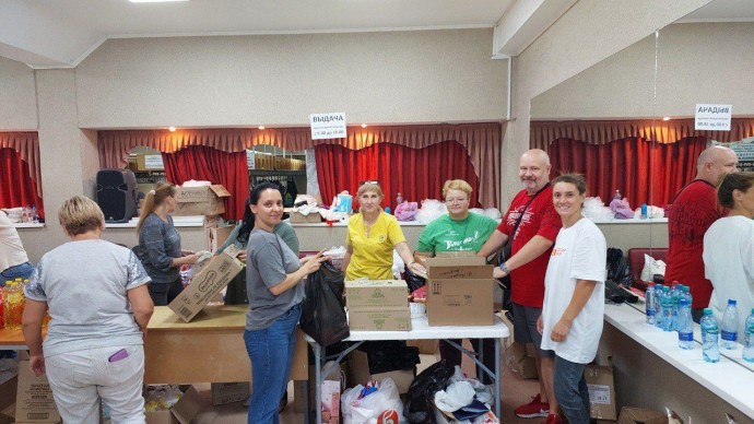 Позывной Мать. Как бывший муниципальный служащий из Мирного наладила помощь бойцам СВО Позывной Мать. Как бывший муниципальный служащий из Мирного наладила помощь бойцам СВО