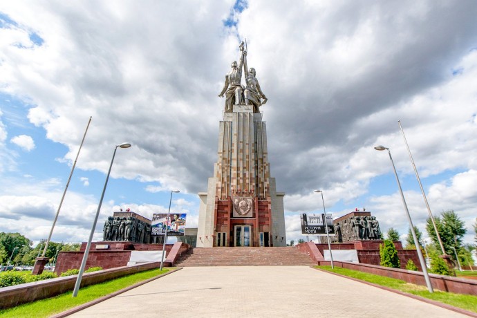 Лекция «Спектакли Оттепели: право на шепот»