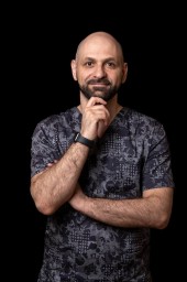 Возможно ли вернуть идеальную форму после родов? Отвечает пластический хирург Ваагн Азизян