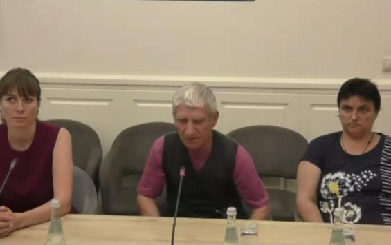 Свидетель преступлений ВСУ: житель Курской области Николай Козлов выступил на международном телемосте